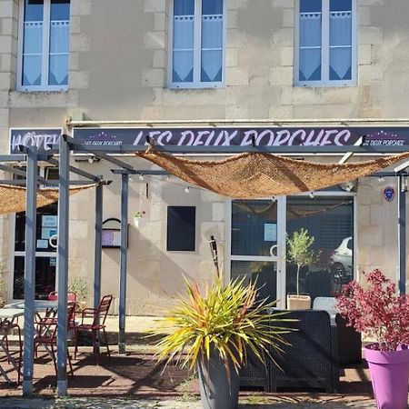 Hotel Les Deux Porches Verrieres  Exteriér fotografie
