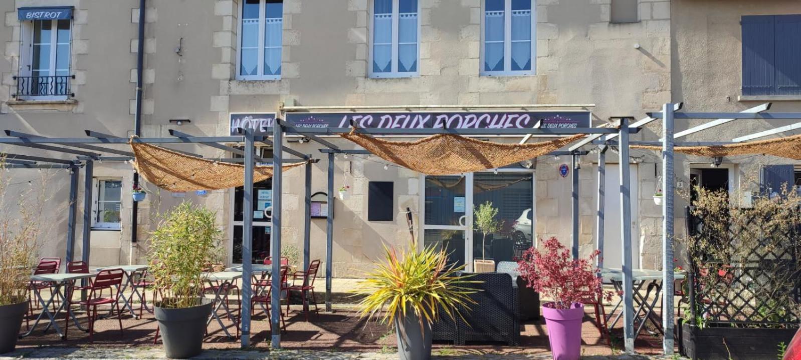 Hotel Les Deux Porches Verrieres  Exteriér fotografie